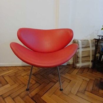 Sillón de diseño en eco cuero