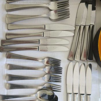 Juego de cubiertos en acero inox