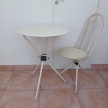 Mesa plegable + sillas