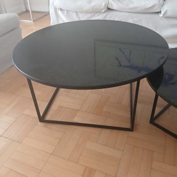 Par de mesitas bajas