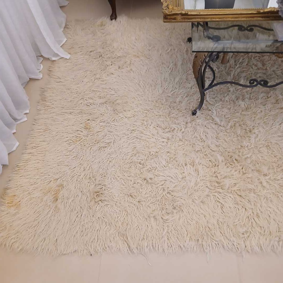 Alfombra peluda