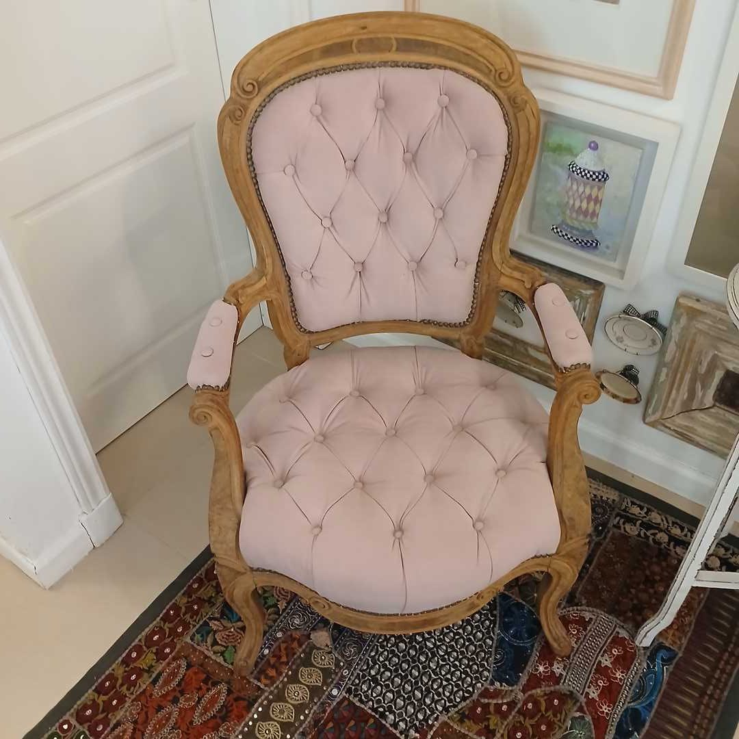 Par de sillones con capitoné