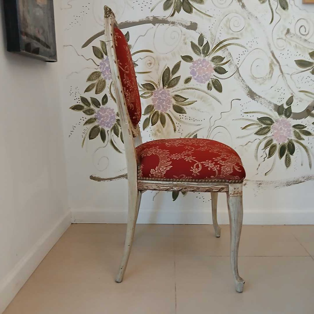Silla estilo francés