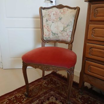 Par de sillas estilo francés