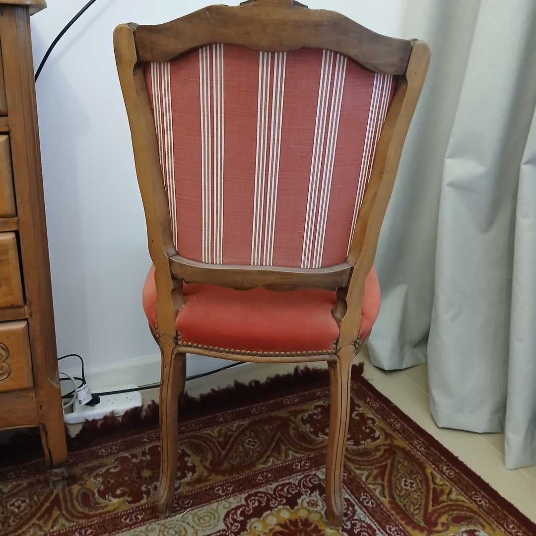 Par de sillas estilo francés
