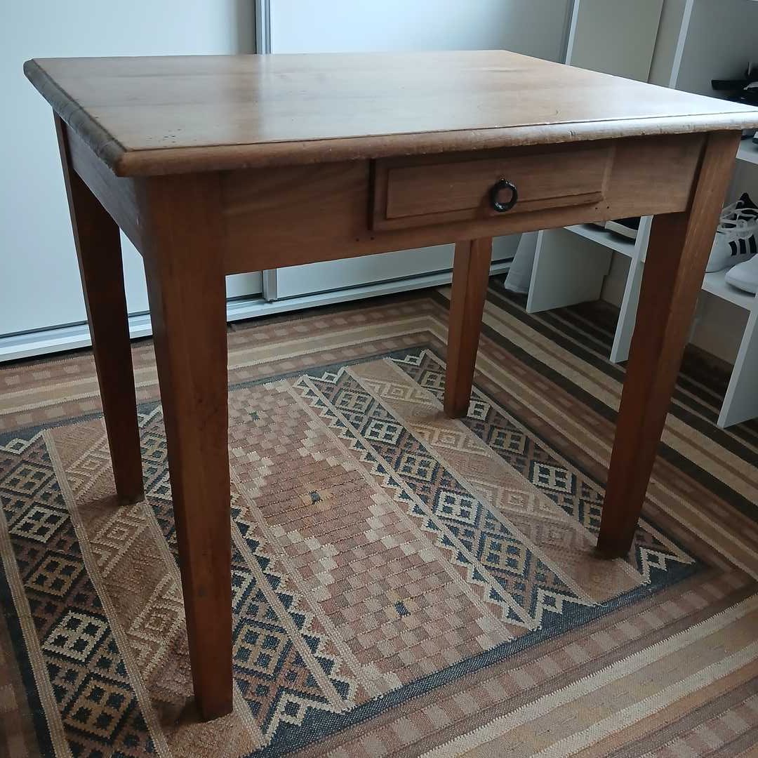 Mesa en madera