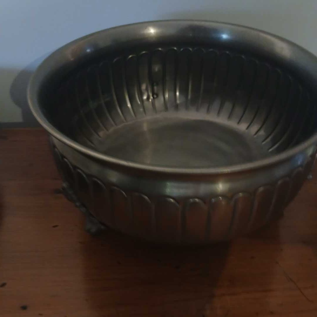 Lote de metal plateado