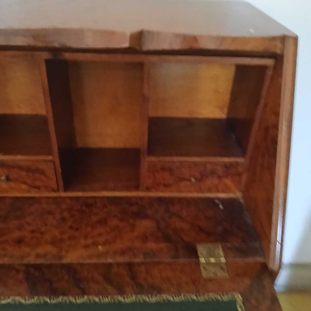 Secretaire