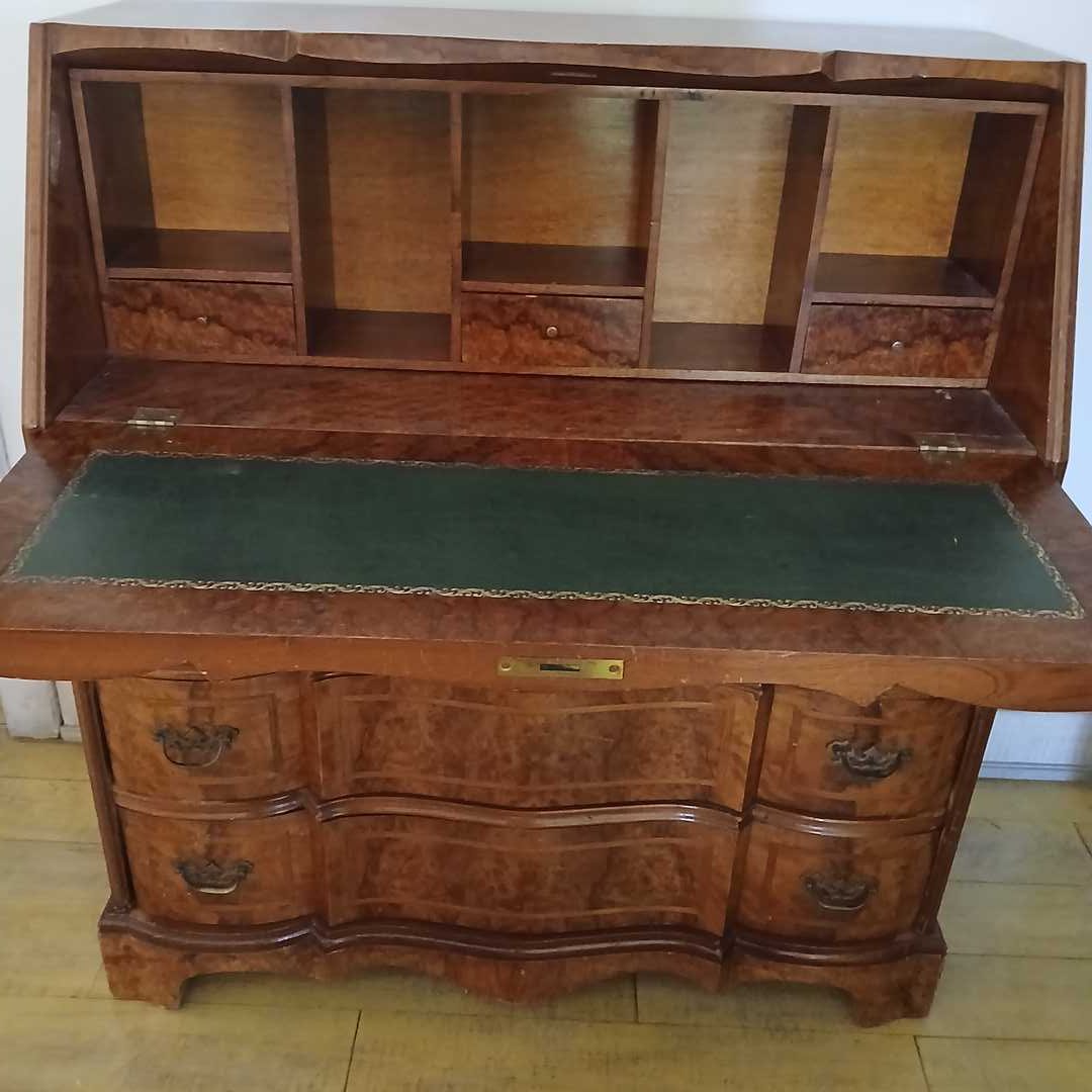 Secretaire