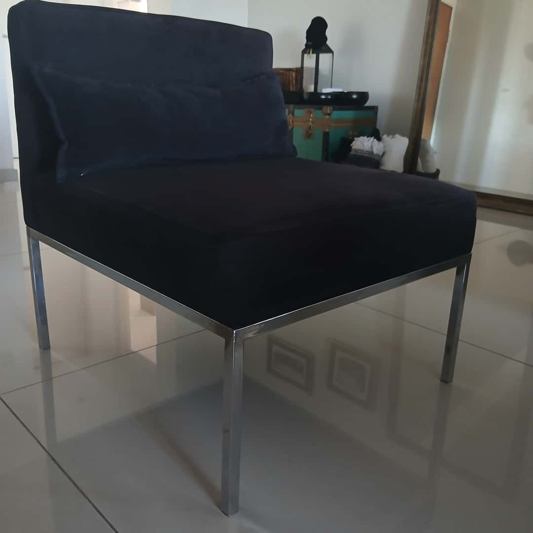 Par de silloncitos de diseño