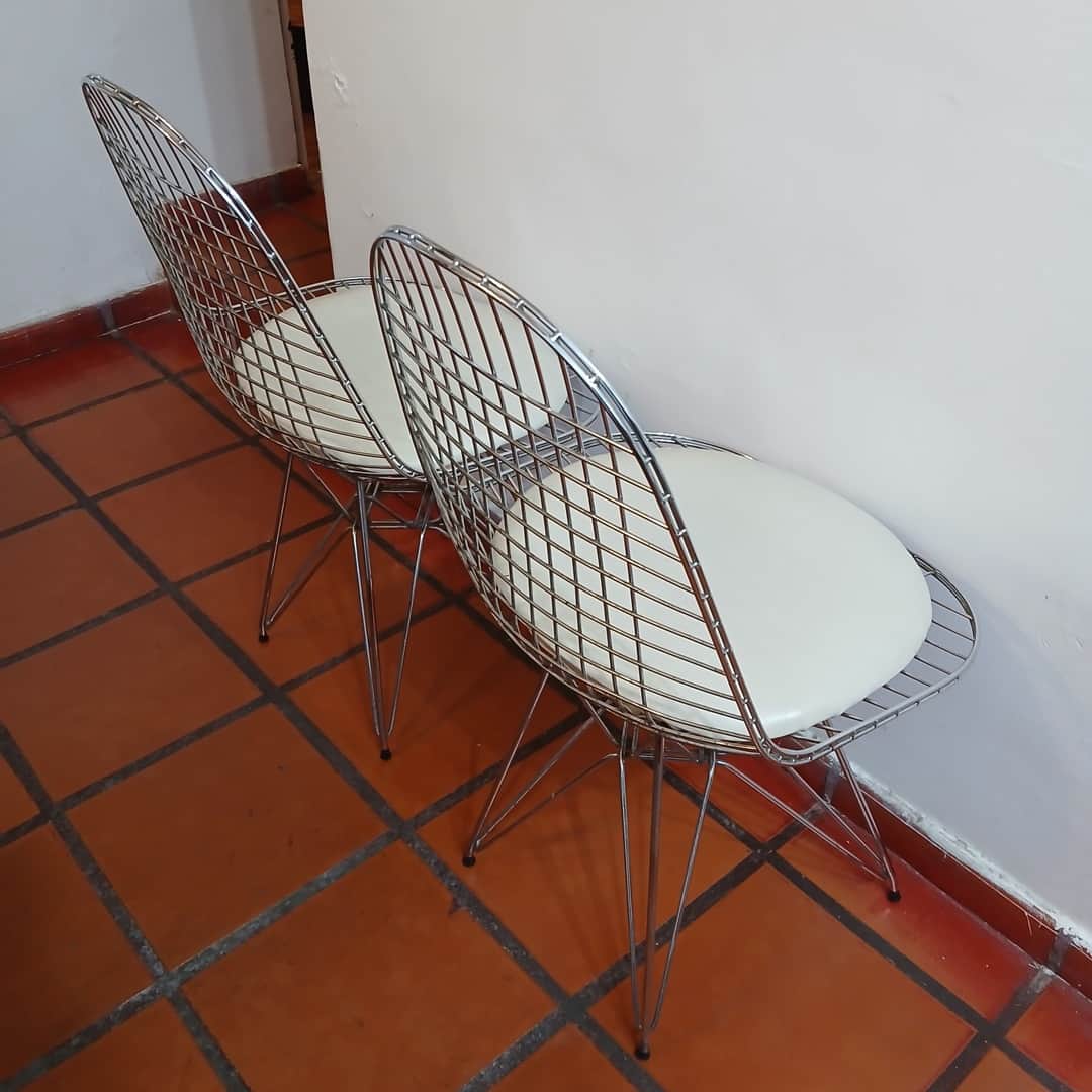 Par de sillas diseño Eames