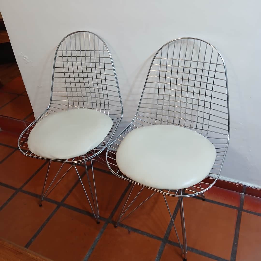 Par de sillas diseño Eames