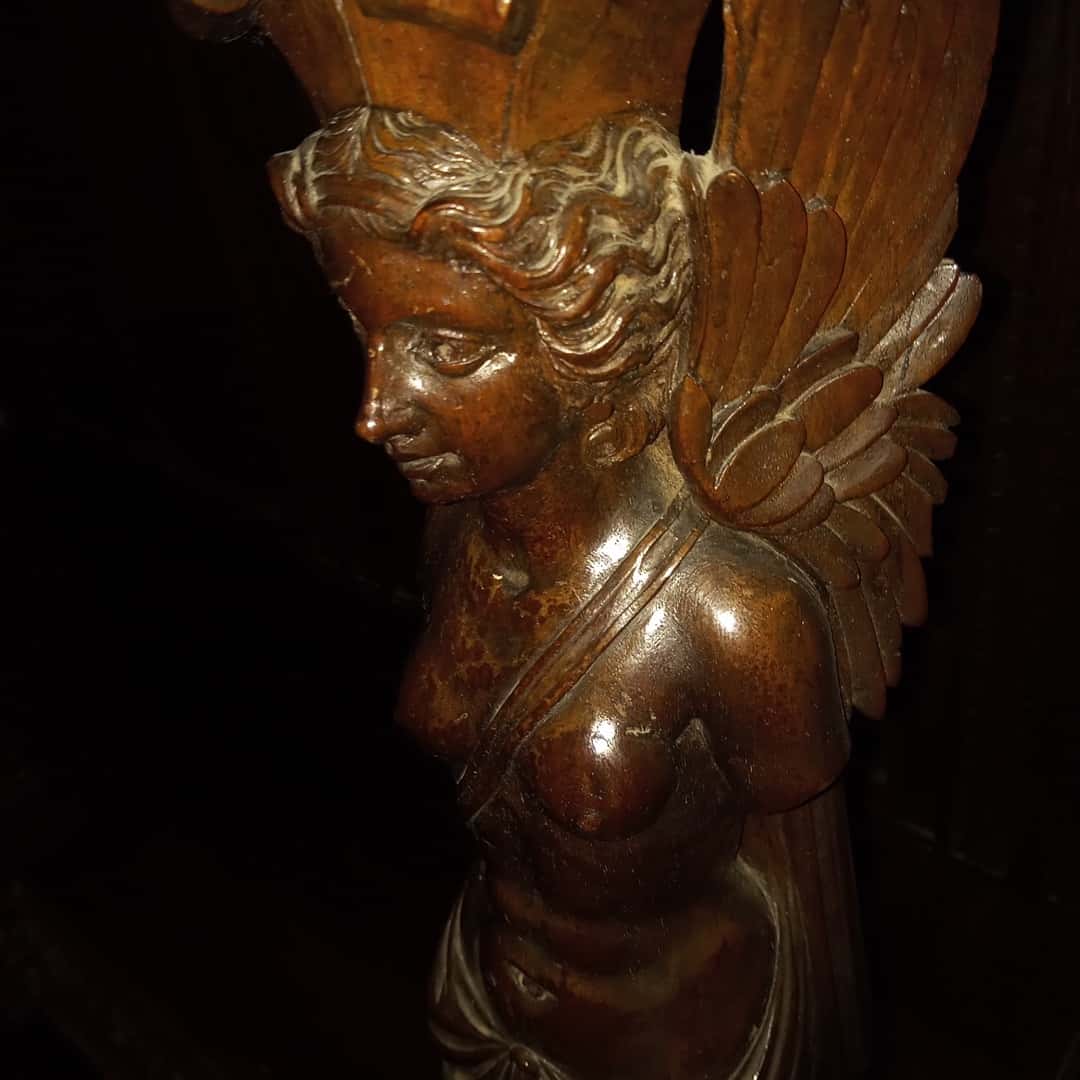 Mueble antiguo francés