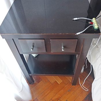 Par de mesas de luz de diseño