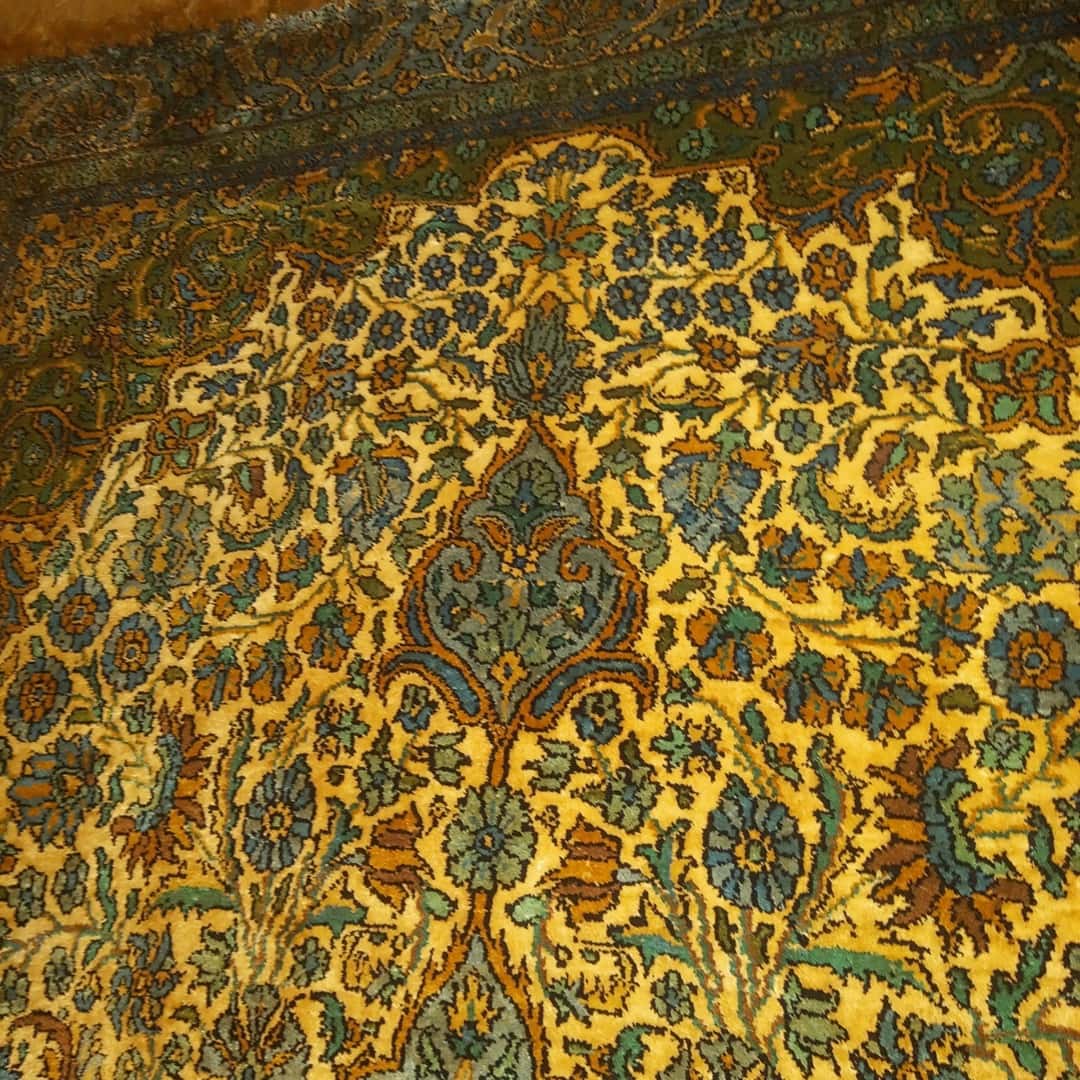 Alfombra en seda natural