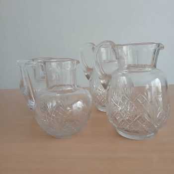 Jarras talladas