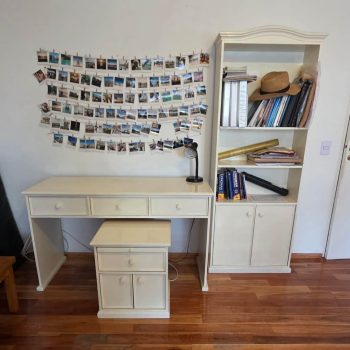 Escritorio + biblioteca + mesa de luz