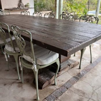 Mesa en madera maciza