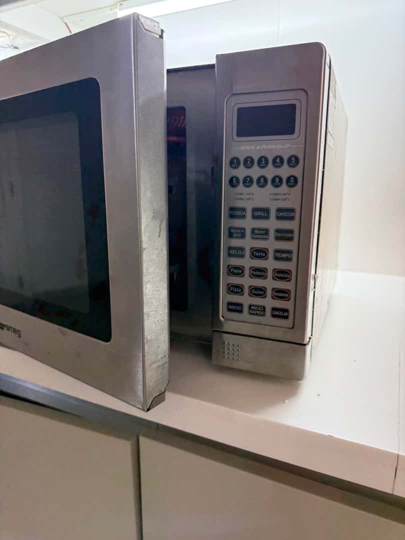 Microondas Smeg