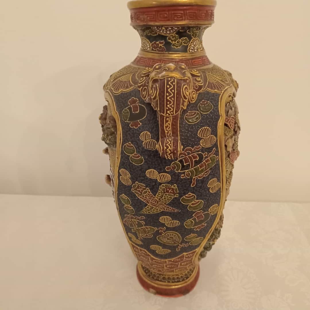 Jarrón en cerámica oriental