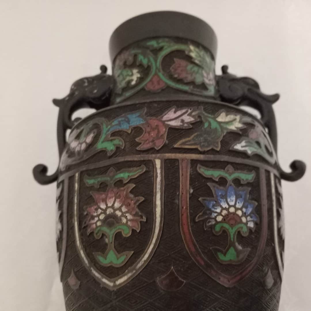 Florero cloisoné oriental