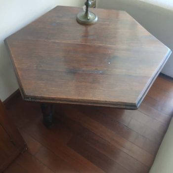 Mesa octogonal