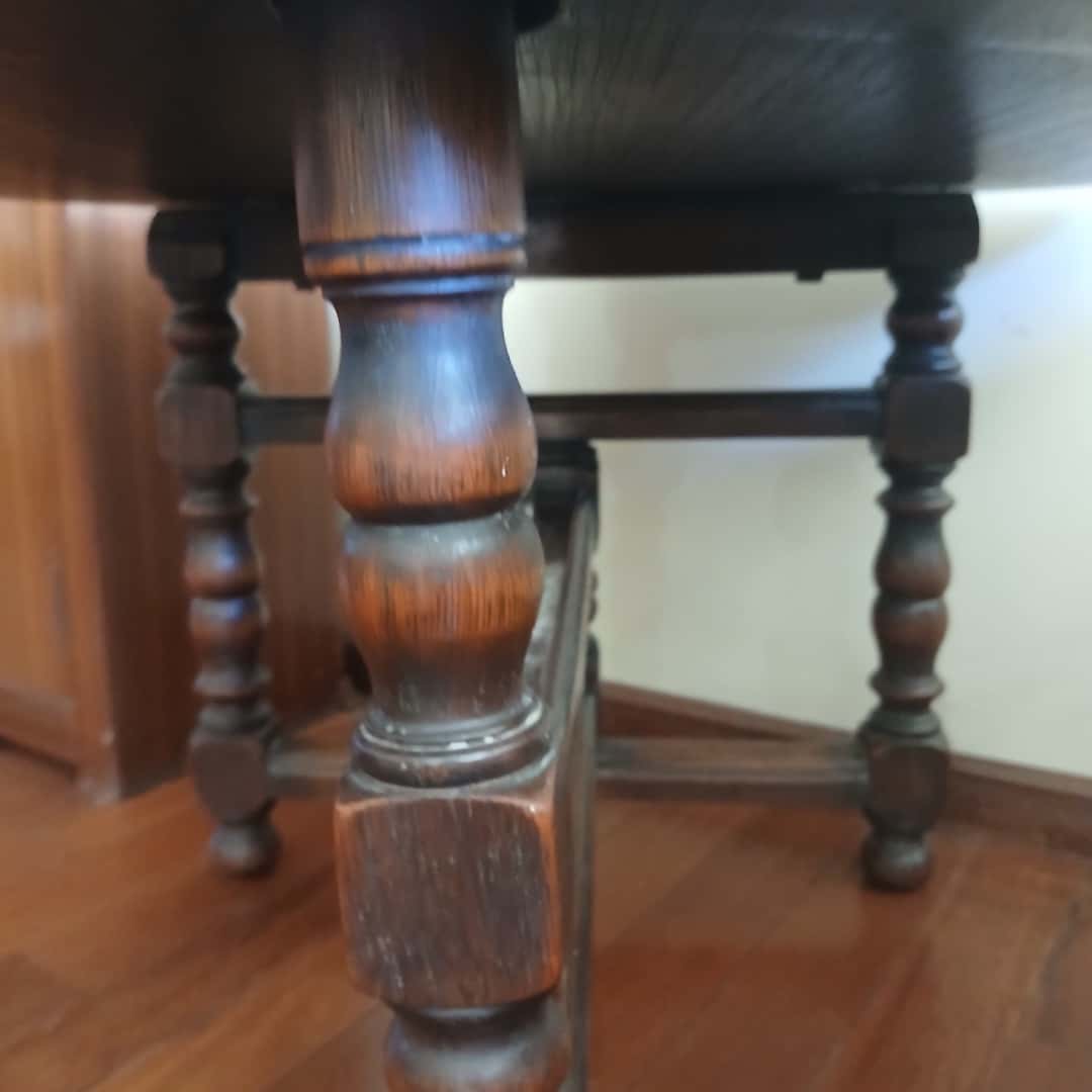 Mesa octogonal