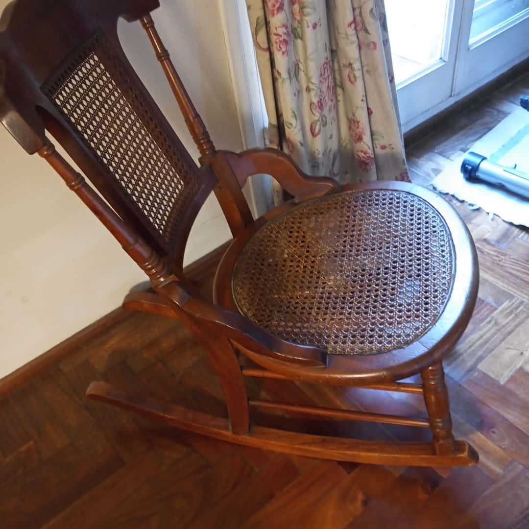 Pequeña mecedora