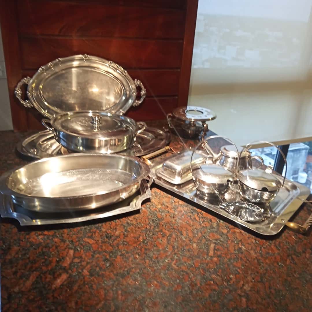 Set de bandejas y más en acero inox