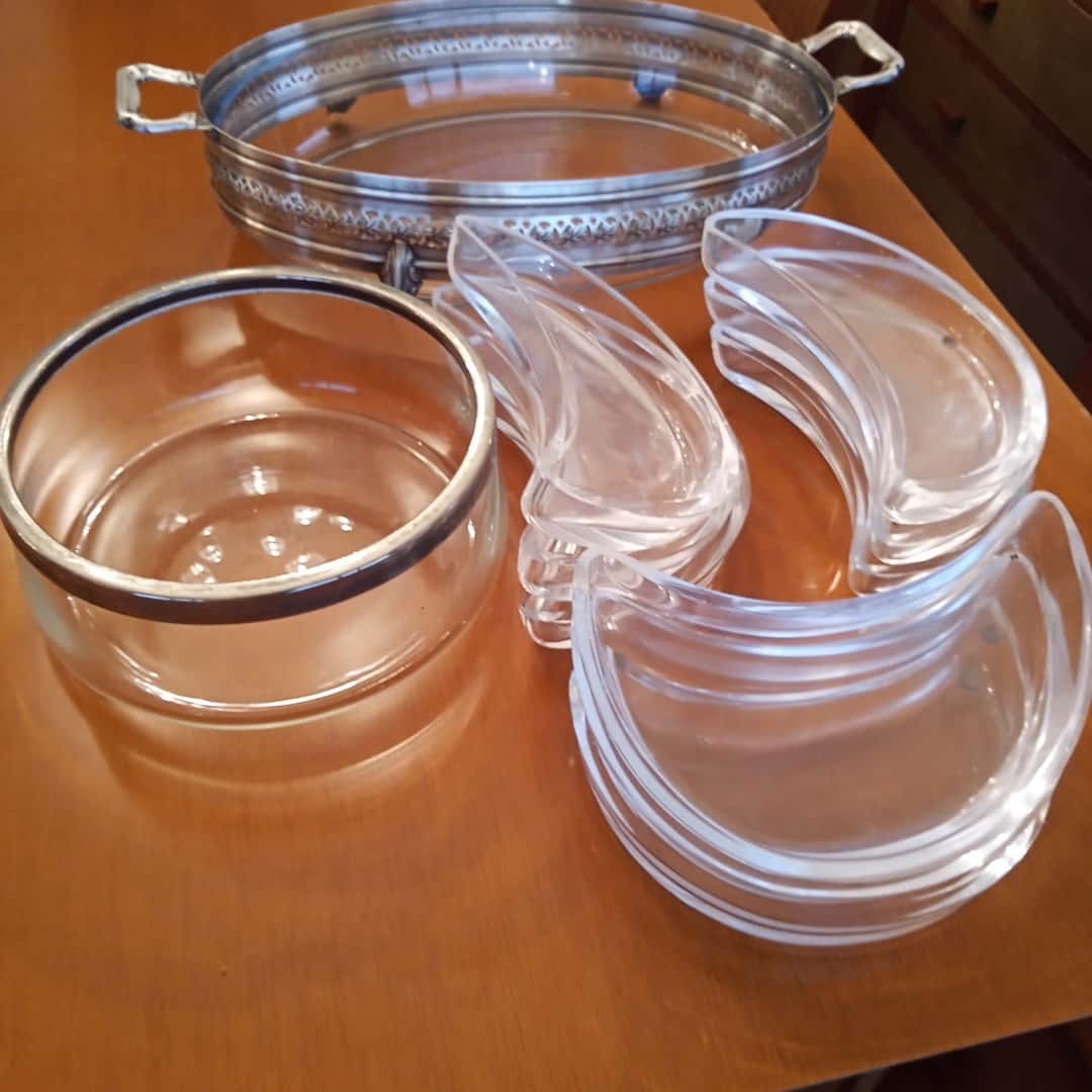 Ensaladeras, individuales y fuentes
