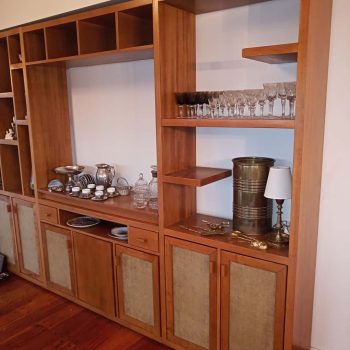 Mueble multifunción de guardado