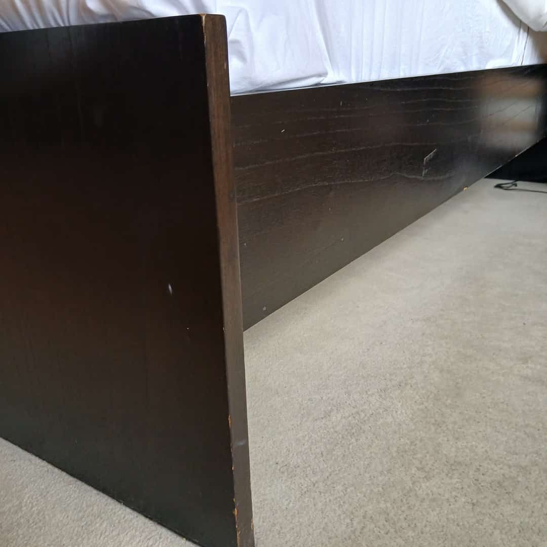 Cama en madera