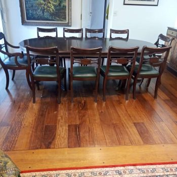 Juego de comedor estilo inglés