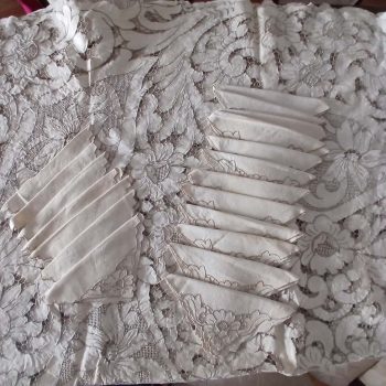 Mantel con servilletas