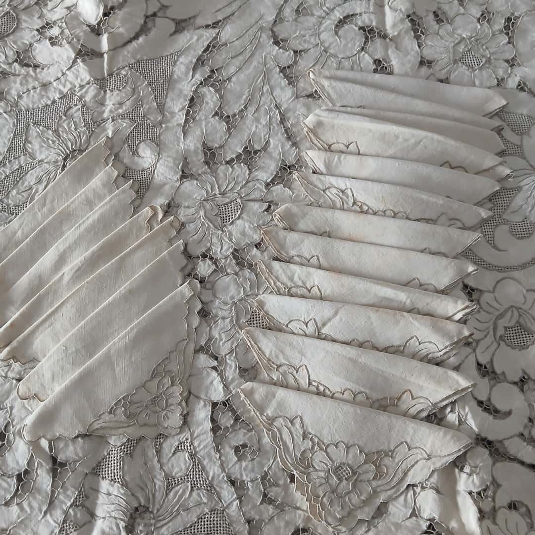 Mantel con servilletas