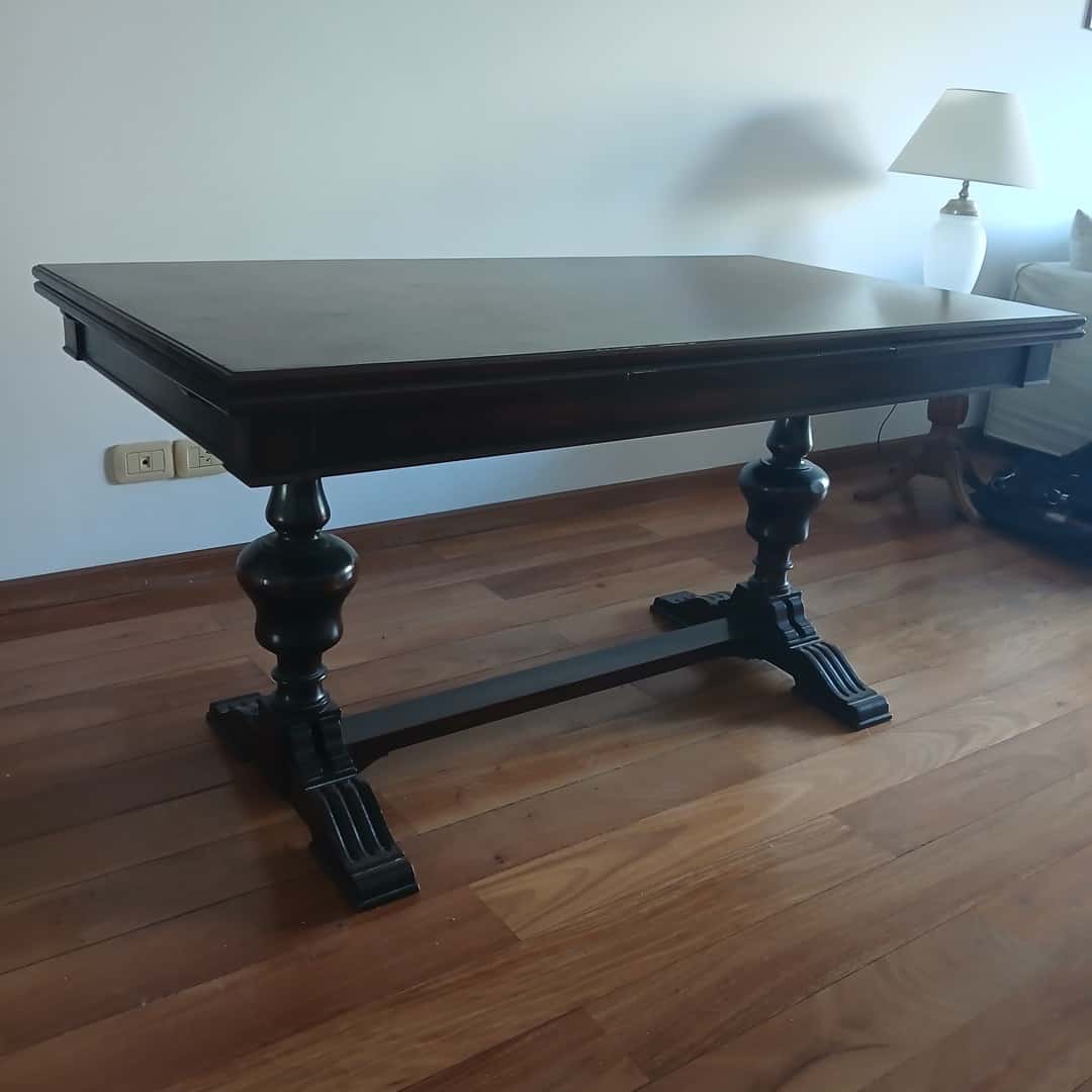 Mesa estilo inglés
