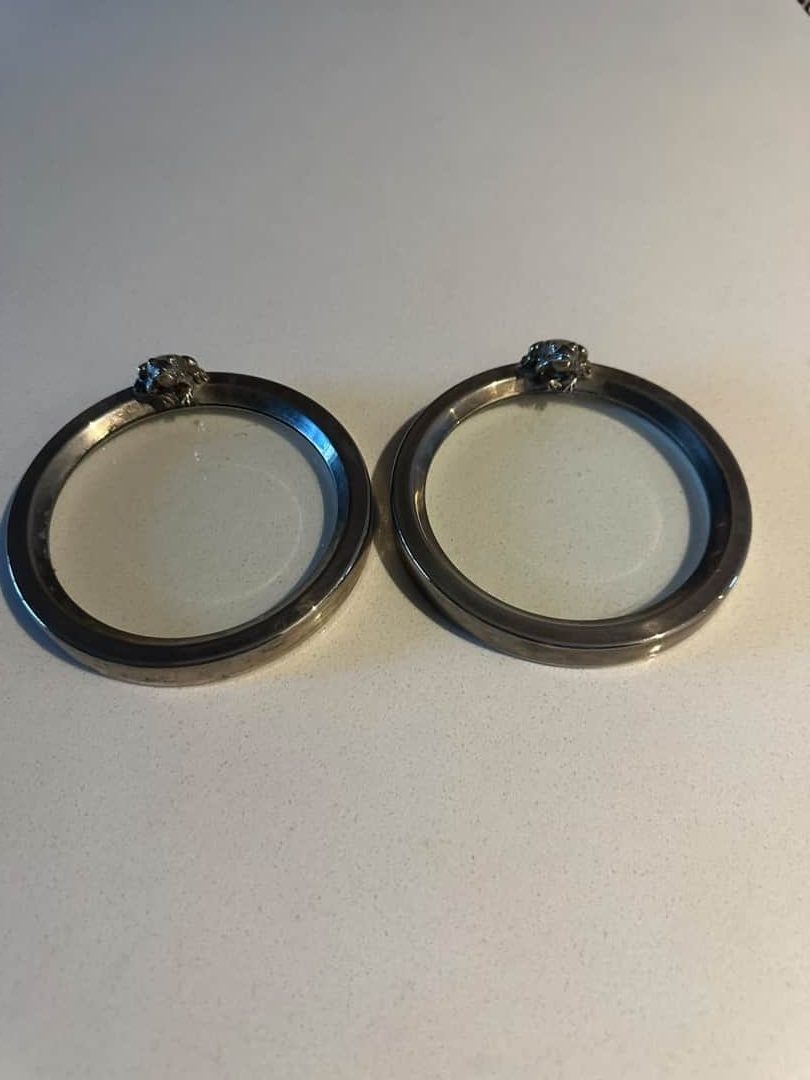 Metal plateado