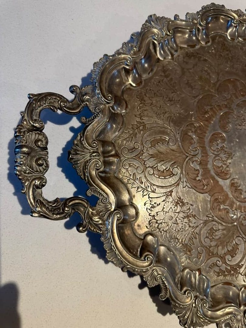 Metal plateado