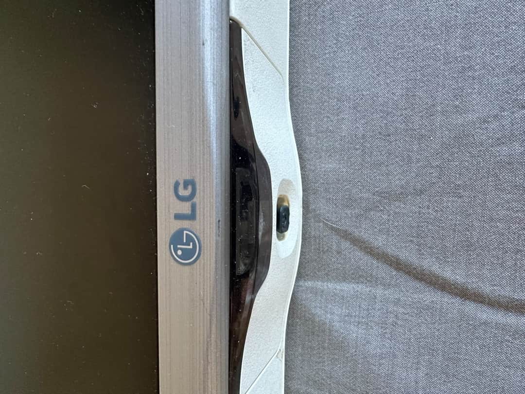 LCD LG