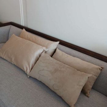 Almohadones en seda y gamuza